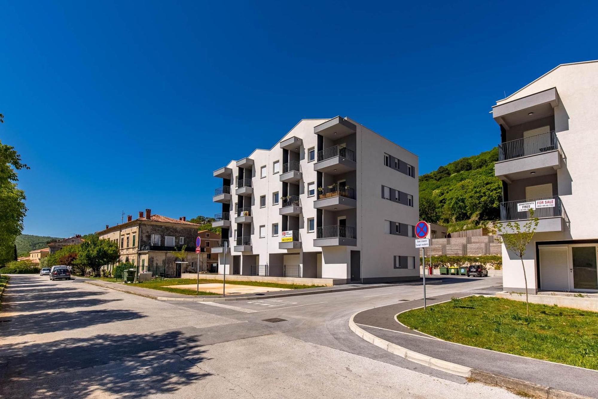 Seafront Villa Andrijana - Happy Rentals Plomin Εξωτερικό φωτογραφία